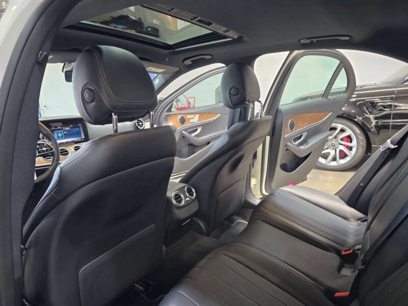 2019 Mercedes-Benz E-Class E 300