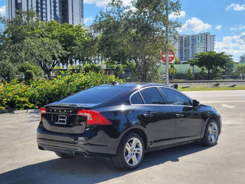 2015 Volvo S60 T5 Drive-E Platinum