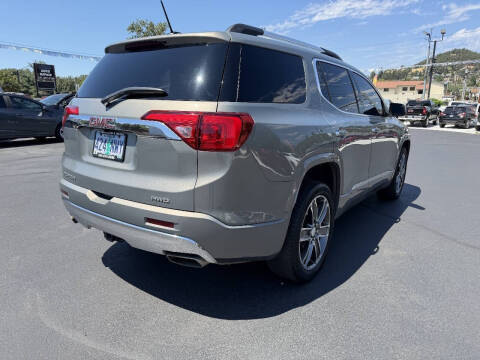 2019 GMC Acadia Denali