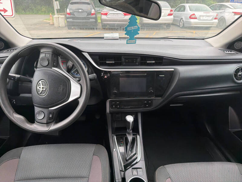 2017 Toyota Corolla LE