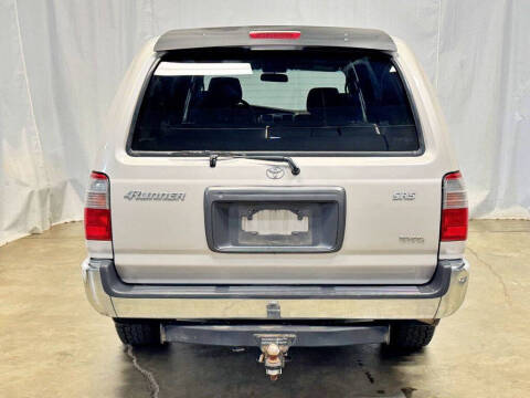 2000 Toyota 4Runner SR5