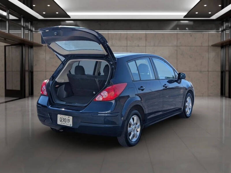 2012 Nissan Versa 1.8 S