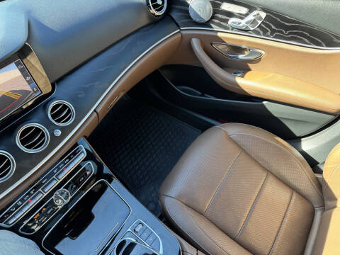 2017 Mercedes-Benz E-Class E 300 4MATIC