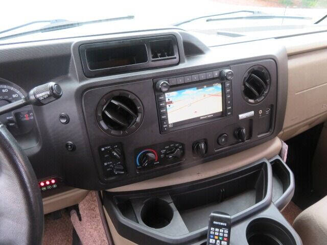 2013 Ford E-Series E-150