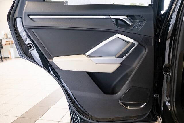 2019 Audi Q3 quattro S line Prem Plus 45 TFSI