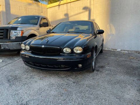 2002 Jaguar X-Type for sale at Global Auto Sales USA in Miami FL