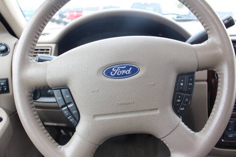2005 Ford Explorer Limited