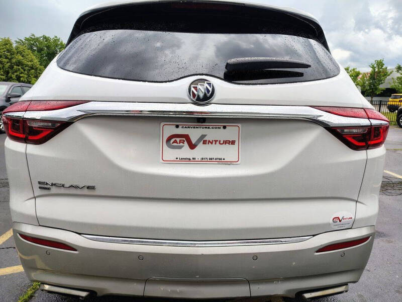 2020 Buick Enclave Essence