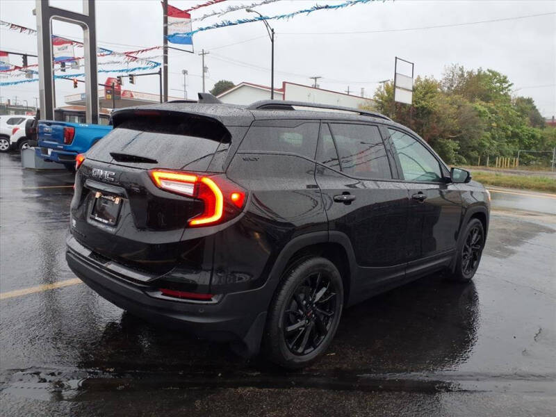 2023 GMC Terrain SLT