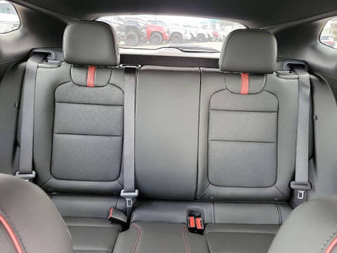 2025 Chevrolet Trax RS