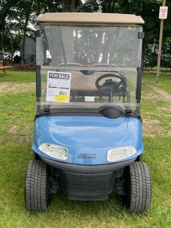 2019 E-Z-GO RXV Lithium 4 seater