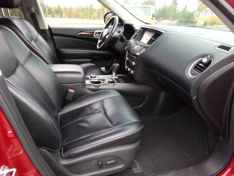 2015 Nissan Pathfinder SL