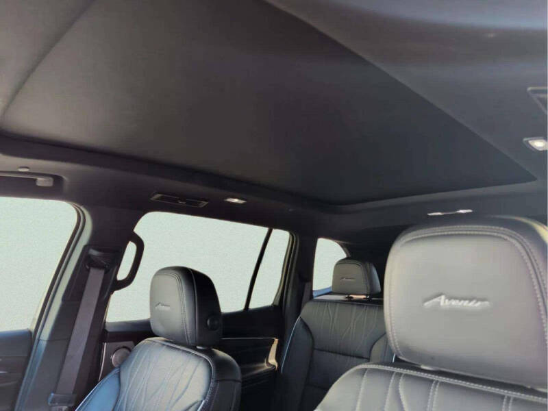 2025 Buick Enclave Avenir