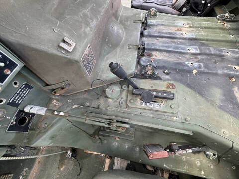 2001 AM General HMMWV