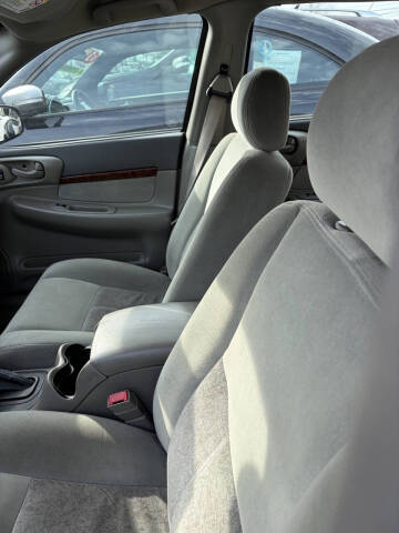 2004 Chevrolet Impala LS