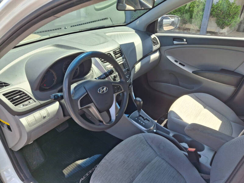 2016 Hyundai Accent SE