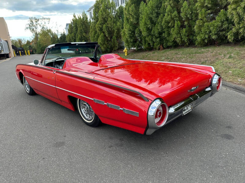 1962 Ford Thunderbird
