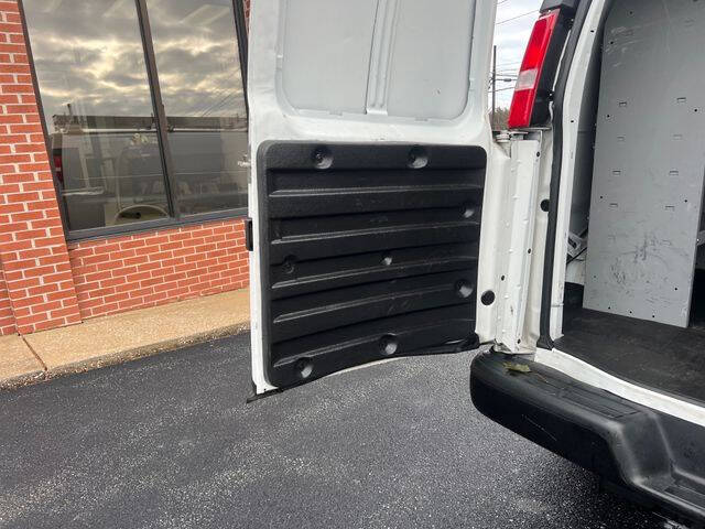 2021 Chevrolet Express 2500