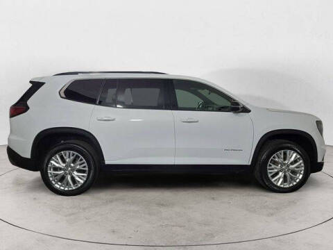 2024 GMC Acadia Elevation
