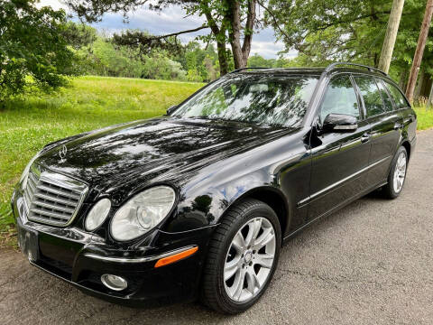 2009 Mercedes-Benz E-Class for sale at Morris Ave Auto Sales in Elizabeth NJ