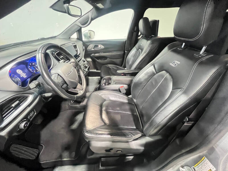 2018 Chrysler Pacifica Touring L Plus