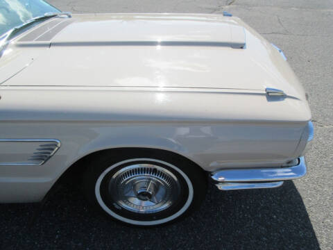 1965 Ford Thunderbird
