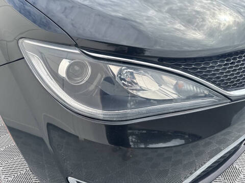 2020 Chrysler Pacifica Touring