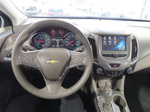 2017 Chevrolet Cruze LT Auto