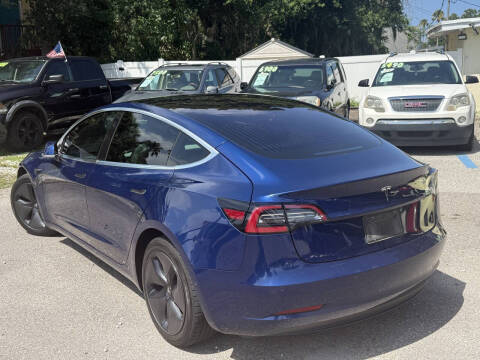 2019 Tesla Model 3 Standard Range Plus