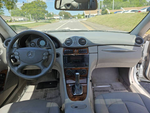 2005 Mercedes-Benz CLK CLK 320