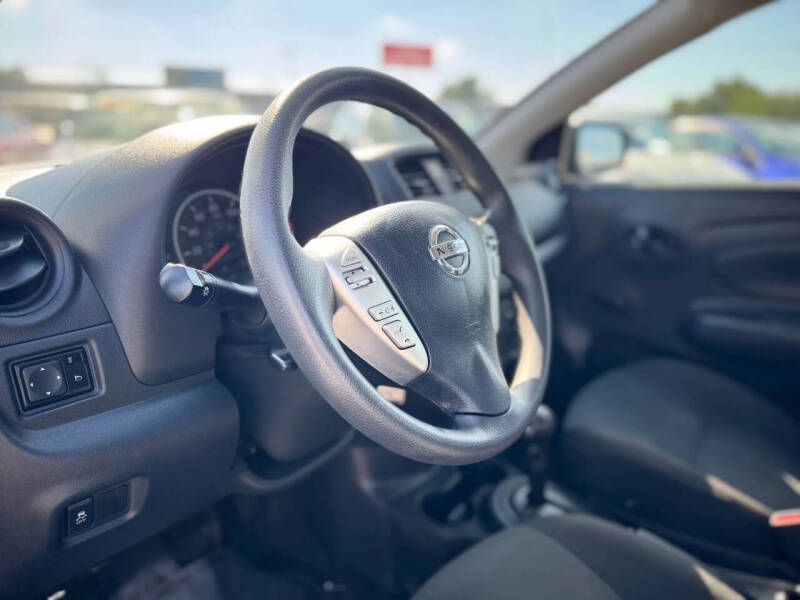 2018 Nissan Versa