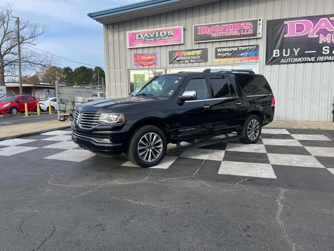 2017 Lincoln Navigator L for sale at David's Motors LLC in Roanoke Rapids, NC