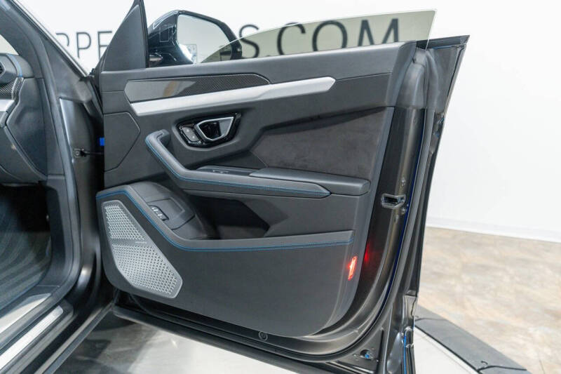 2019 Lamborghini Urus