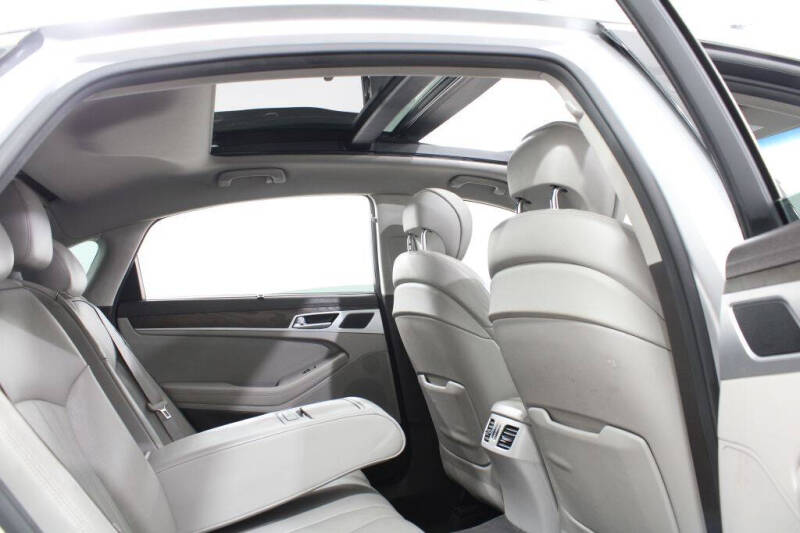 2015 Hyundai Genesis