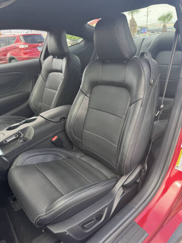 2024 Ford Mustang EcoBoost Premium