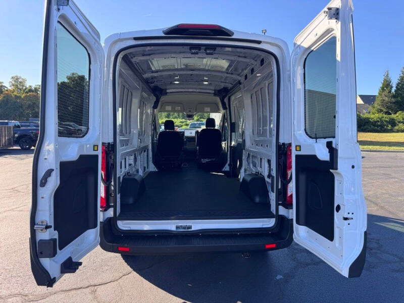 2026 Ford Transit 250