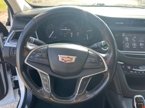 2018 Cadillac XT5 Luxury