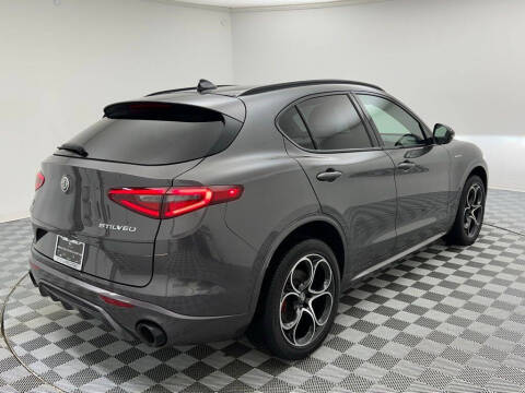 2022 Alfa Romeo Stelvio Veloce