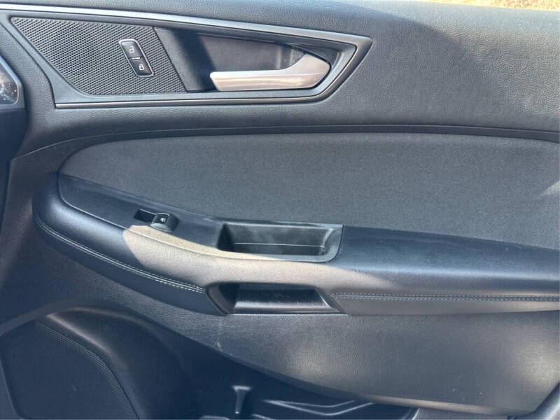 2018 Ford Edge SE