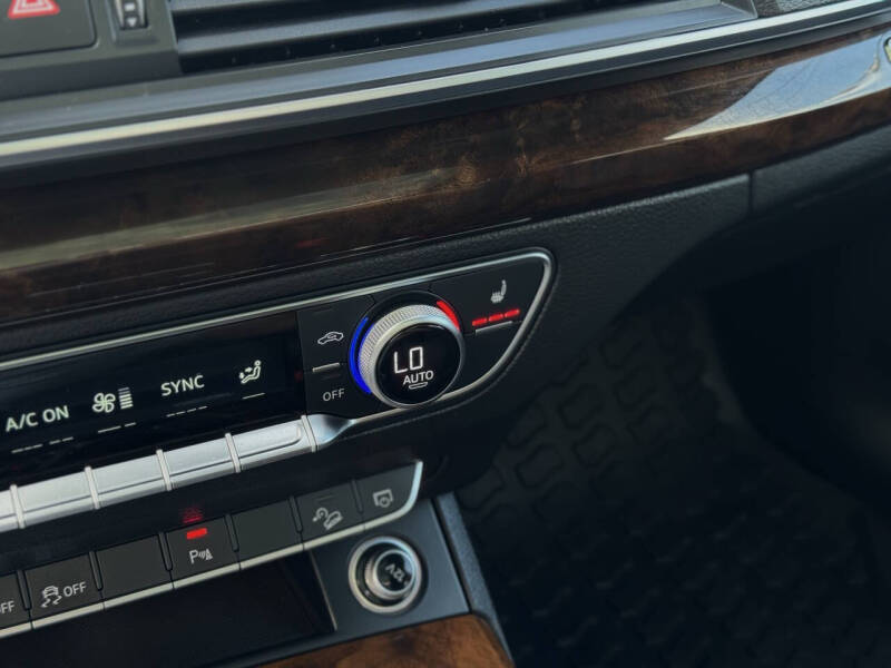 2018 Audi Q5 2.0T quattro Premium Plus