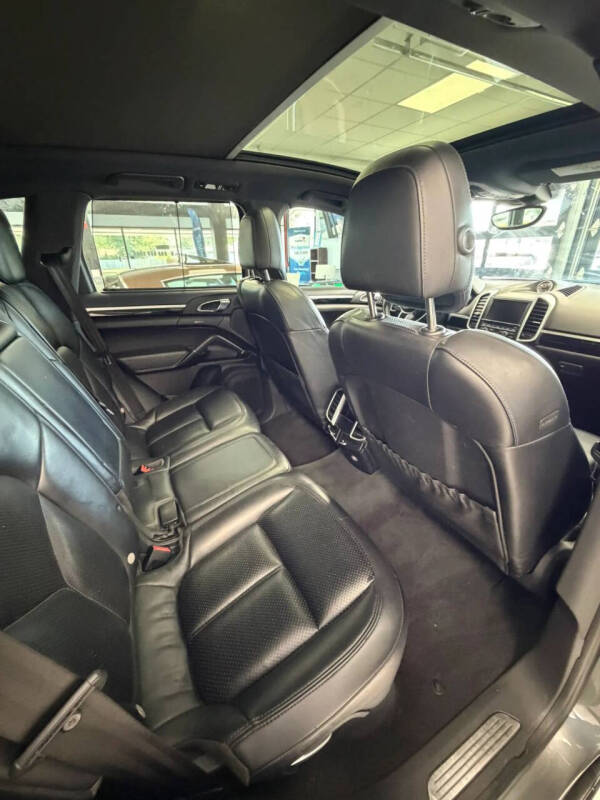 2016 Porsche Cayenne