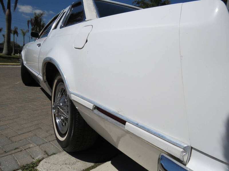 1977 Ford Thunderbird