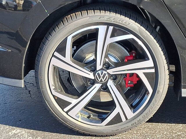 2026 Volkswagen Golf GTI SE