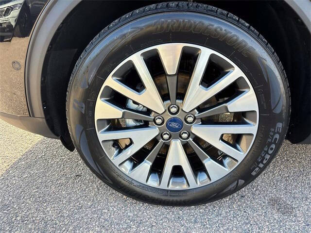 2020 Ford Escape Hybrid Titanium