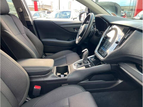 2023 Subaru Outback Premium