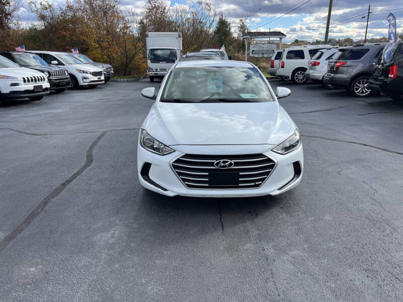 2017 Hyundai Elantra SE