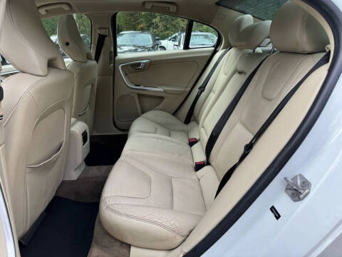 2015 Volvo S60 T5 Premier