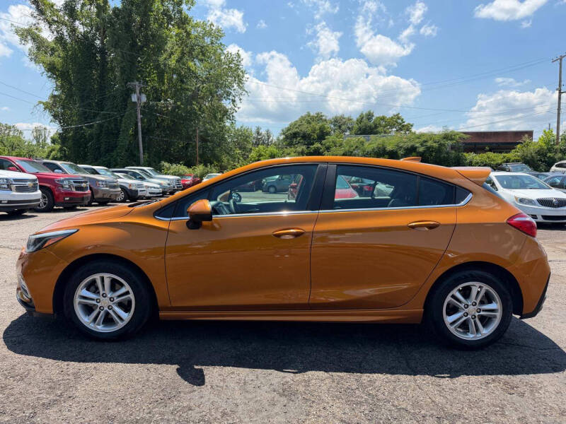 2017 Chevrolet Cruze LT Auto