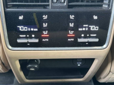 2020 Porsche Cayenne E-Hybrid