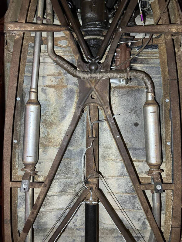 1947 Ford Super Deluxe